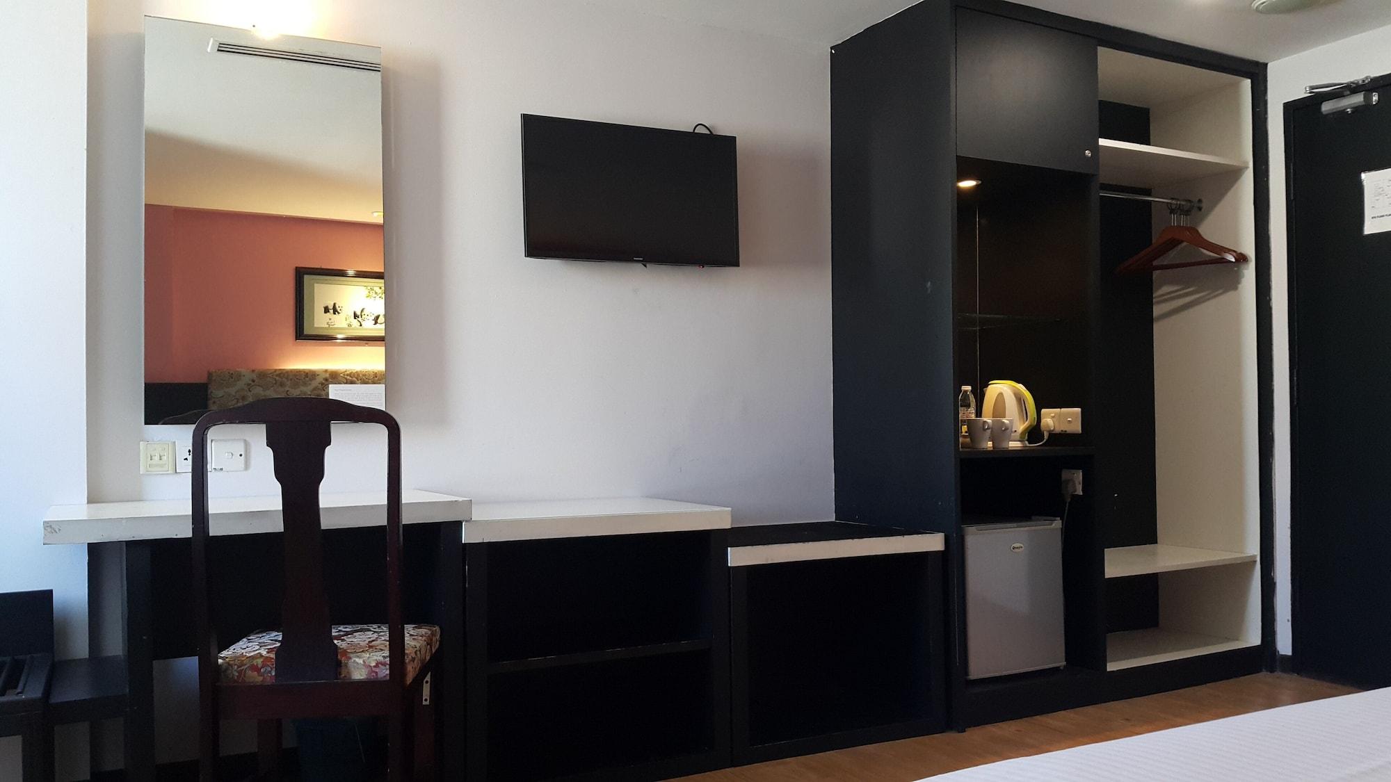 Red Rock Penang Hotel 3*