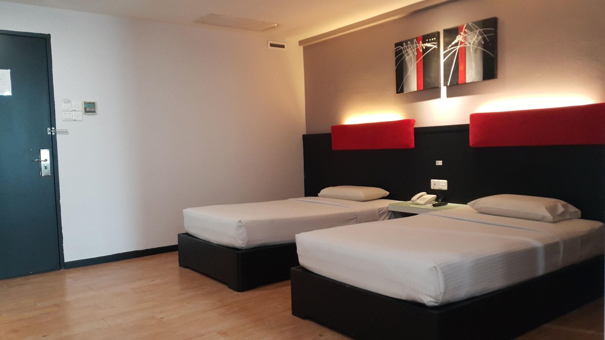 Red Rock Penang Hotel 3*